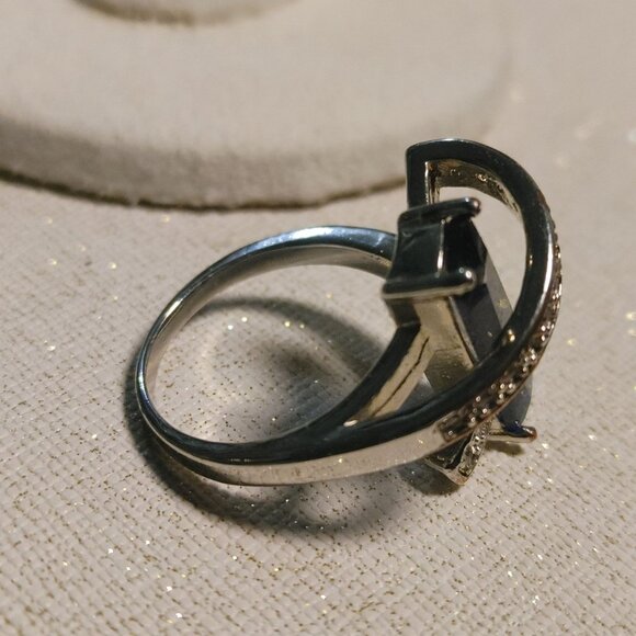 Ring Size 9 Art Deco Blue Rectangular Gemstone Clear Crystal Accents Silver Tone - Picture 6 of 13